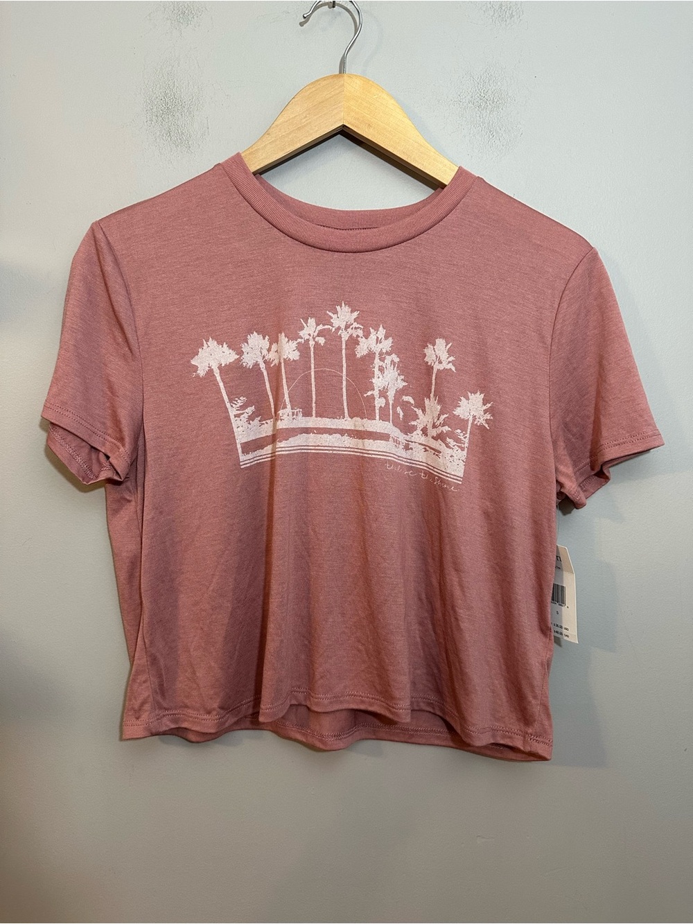 NWT Vuori VINTAGE COAST TEE Size S Mauve Color - Picture 2 of 8
